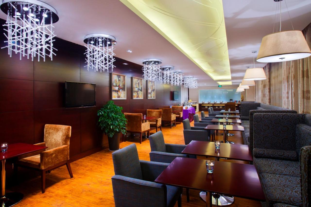 Holiday Inn Yinchuan International Trade Centre, An Ihg Hotel Exteriör bild